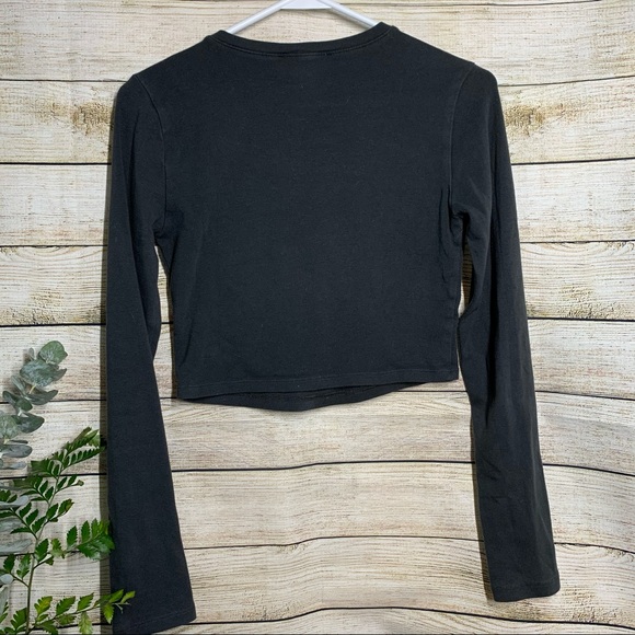 Forever21 Long Sleeve Croptop - Picture 3 of 3